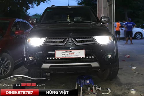 Mitsubishi pajero sport độ ánh sáng cực khủng bi hella 5